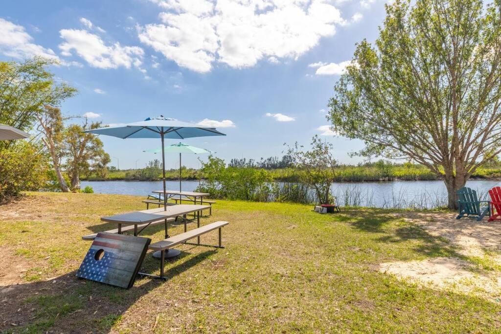 Beautiful Waterfront 1 Bedroom #4 Punta Gorda Bagian luar foto